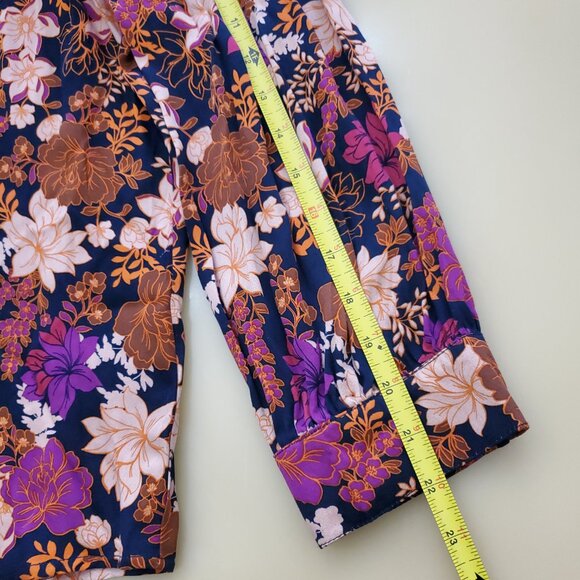 Democracy Dark Floral Print Classic Button Front Preppy Women's Top Size Large - Picture 10 of 16